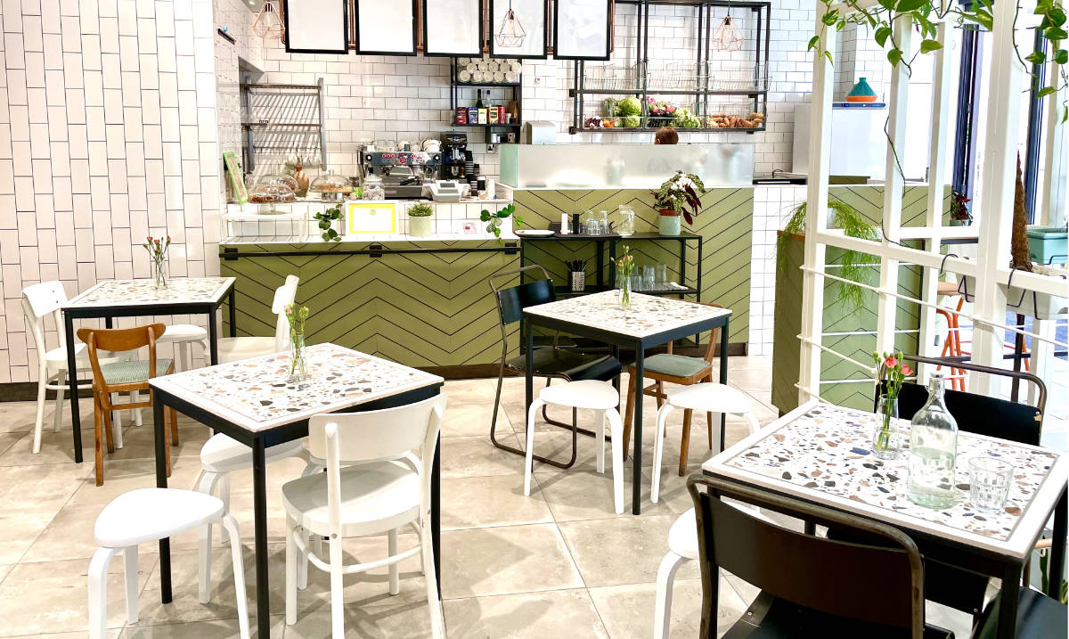 Light Centre Monument Cafe