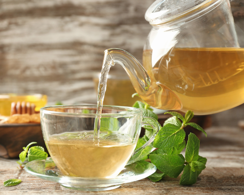 Are Cold Drinks Actually Cooling for you in Summer?